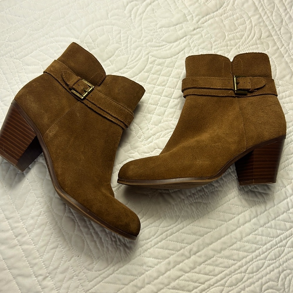 Sam Edelman •8.5• Lynne Camel Suede Buckle Bootie